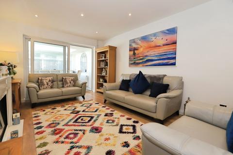 2 bedroom bungalow for sale, Clifton Gardens, Wolverhampton WV8