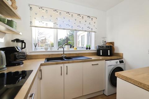 2 bedroom bungalow for sale, Clifton Gardens, Wolverhampton WV8