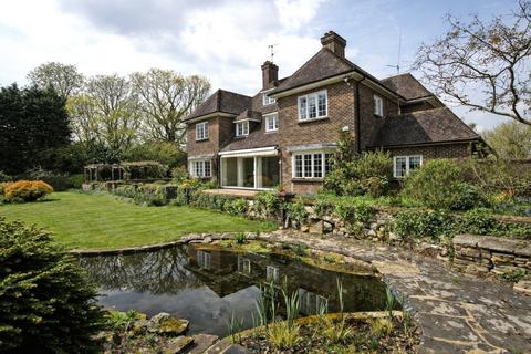 undefined, Great Austins, Farnham, Surrey, GU9