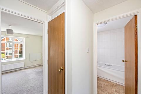 undefined, Abbotsbury Court, Horsham, RH13