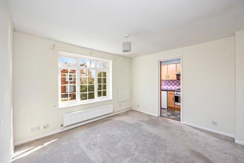 1 bedroom flat for sale, Abbotsbury Court, Horsham, RH13