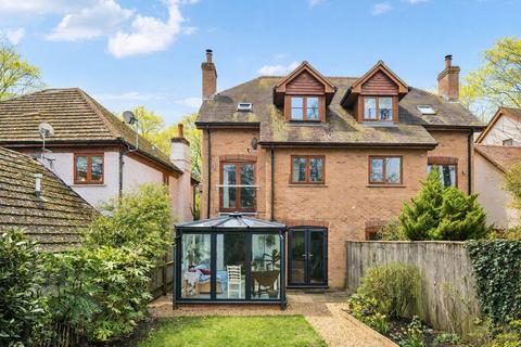 undefined, The Ostlers, Hordle, Lymington, SO41