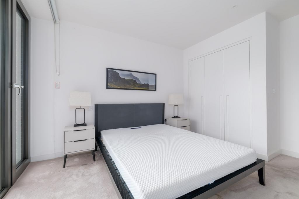 Bedroom (2)