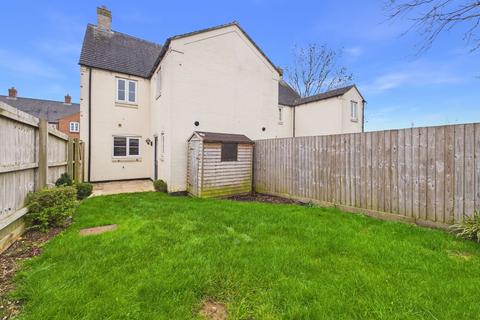 2 bedroom end of terrace house for sale, Freemans Way, Greens Norton, NN12