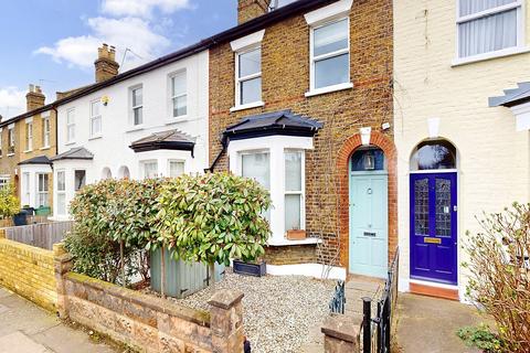 Sandycombe Road, Kew, Richmond, Surrey TW9