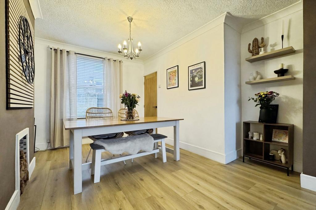 Living/Dining Room