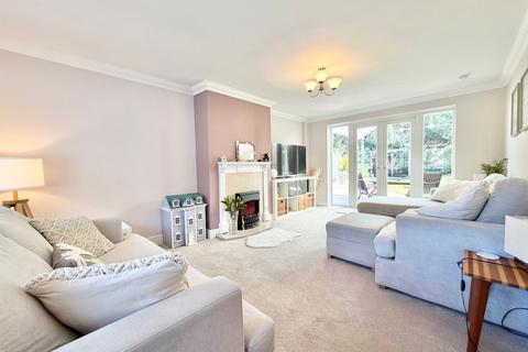 4 bedroom detached house for sale, Partridge Road, Dibden Purlieu, SO45