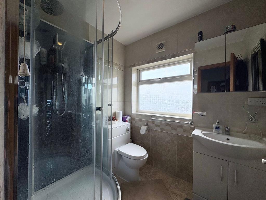 Family bathroom