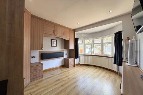 5 bedroom semi-detached house for sale, Grange Hill, Edgware, HA8