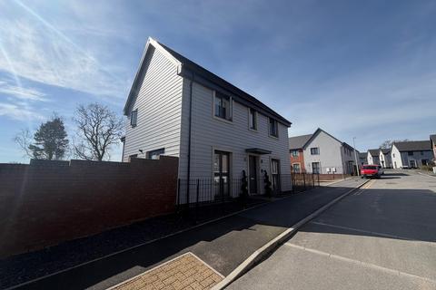 3 bedroom semi-detached house to rent, Waun Fawr, Swansea, SA6
