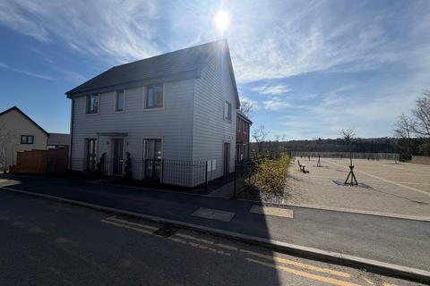 3 bedroom semi-detached house to rent, Waun Fawr, Swansea, SA6