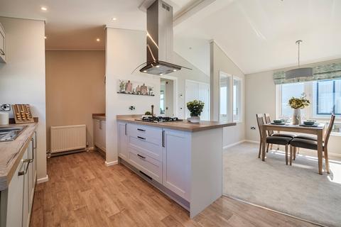 2 bedroom park home for sale, Blandford Road North, Beacon Hill, Poole