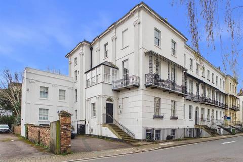 undefined, Wellington Street, Cheltenham