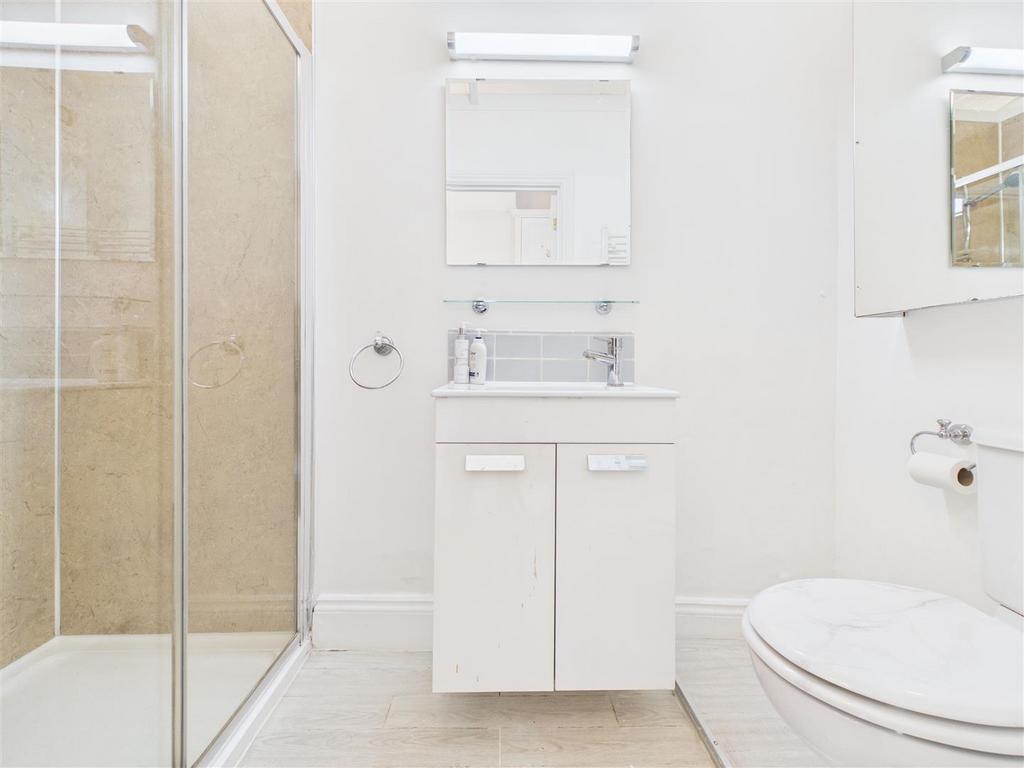 1-bed-central-cheltenham12.jpg