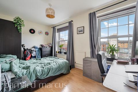 3 bedroom flat to rent, Stockwell Gardens, LONDON
