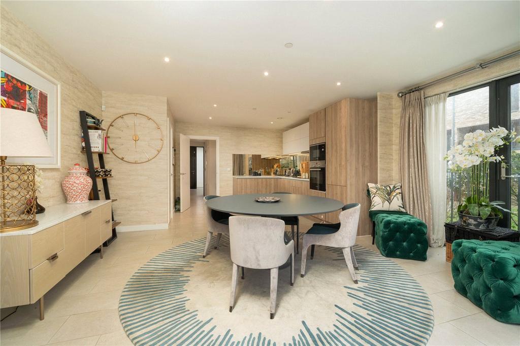 Kitchen/Dining