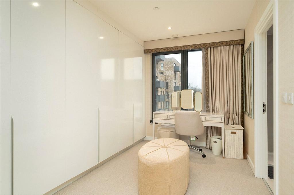 Bedroom/Study