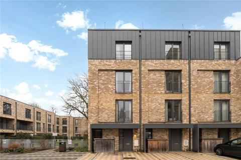 4 bedroom end of terrace house to rent, Beatrice Place, Southfields, London, SW19