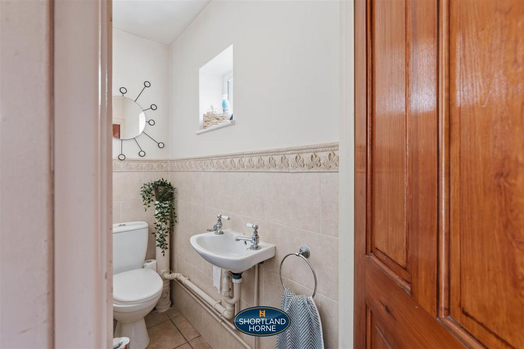 Downstairs wc