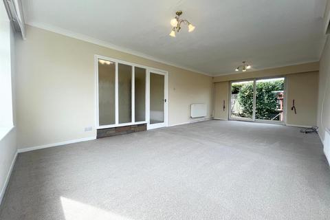 undefined, Newtons Crescent