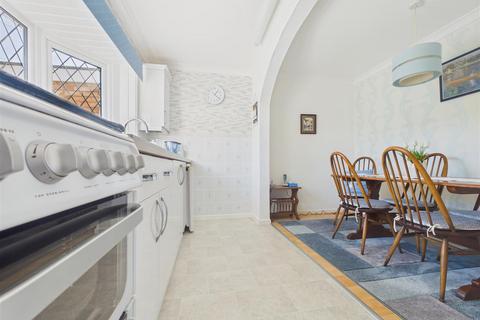 3 bedroom house for sale, Ravenhill Close, Brereton, Rugeley