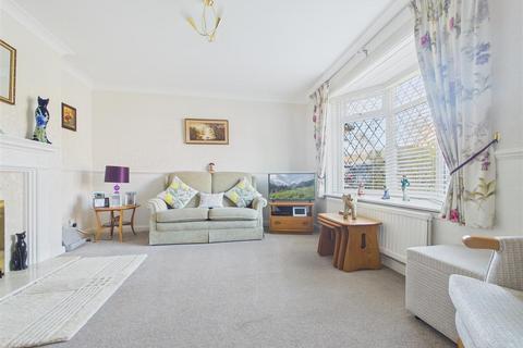 3 bedroom house for sale, Ravenhill Close, Brereton, Rugeley