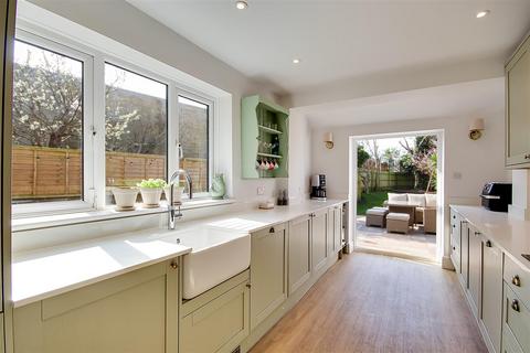 undefined, Penfold Road, Broadwater, Worthing, West Sussex, BN14 8PG