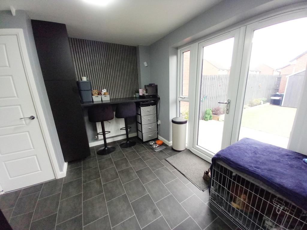 Dining kitchen2