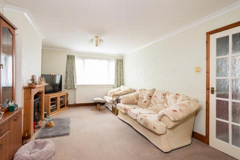 2 bedroom bungalow for sale, Nightingale Avenue, Hythe, CT21