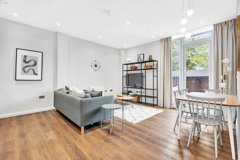 2 bedroom apartment to rent, Corporation Street, The Co-Operative, CV1