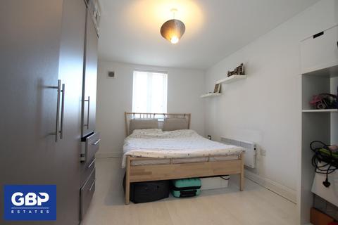 undefined, High Street, Aveley, RM15