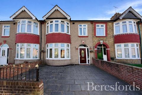 Upminster Road South, Rainham, RM13