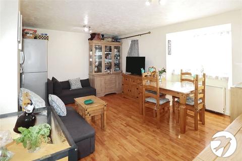 2 bedroom flat for sale, Chandlers Drive, Erith, DA8