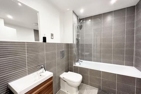 2 bedroom apartment to rent, Queens Road, Queens House, CV1