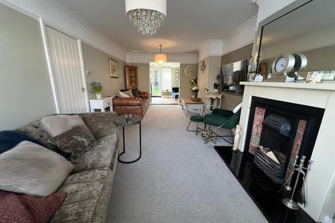 undefined, Briar Hill Walk, Northampton