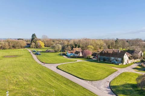 5 bedroom barn conversion for sale, The Green, Stadhampton, Oxford, Oxfordshire OX44