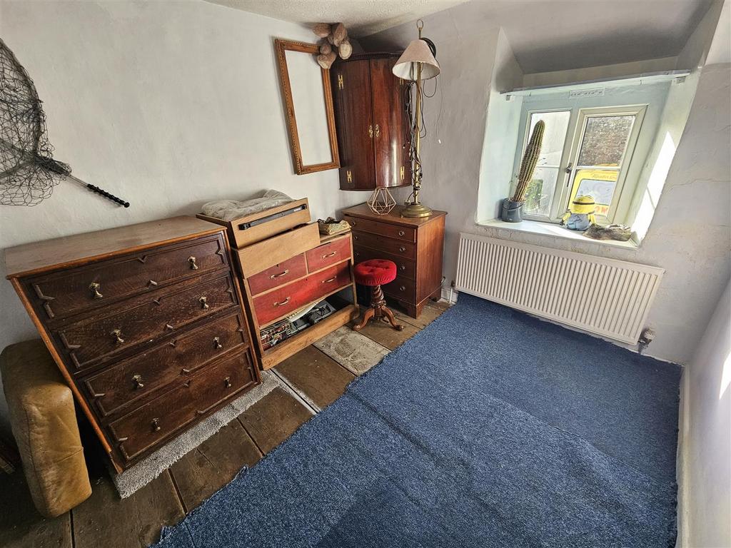 Bedroom 2.jpg