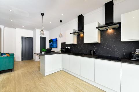 undefined, Cwrt Sart, Llansawel, SA11
