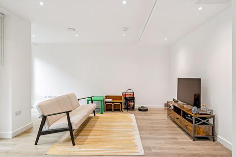 2 bedroom flat to rent, Leamore Street, London W6