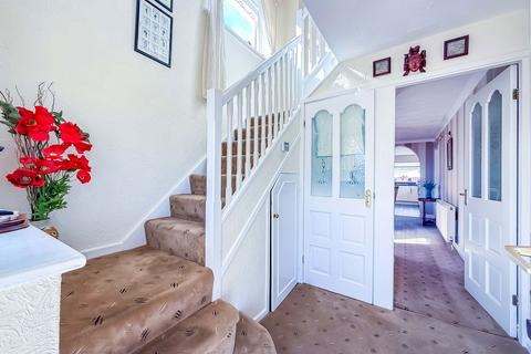 3 bedroom semi-detached house for sale, Beverley Close, Southport PR9