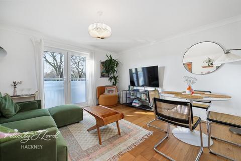 2 bedroom flat for sale, Lee Conservancy Road, London E9