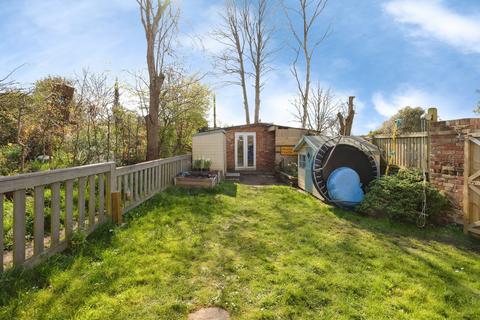 2 bedroom detached house for sale, Grosvenor Road, Ashford, TN24 9