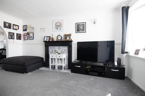 3 bedroom semi-detached house for sale, Torrington Crescent, Wellingborough