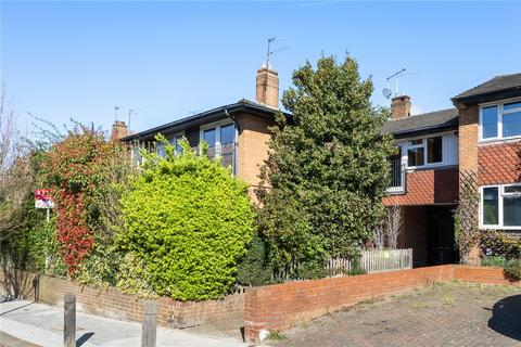 2 bedroom apartment to rent, Bassingham Road, London SW18