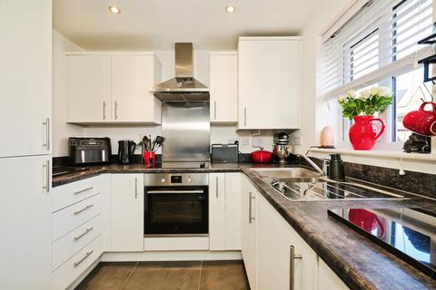 2 bedroom semi-detached house for sale, Wilton Avenue, Hampton Gardens, Peterborough