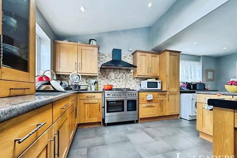 undefined, The Hides, Harlow, CM20