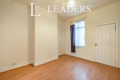 3 bedroom terraced house to rent, Alforde Street, WA8