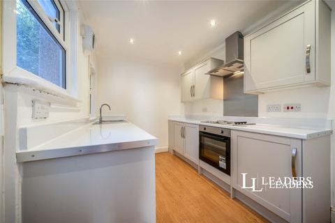 3 bedroom terraced house to rent, Alforde Street, WA8