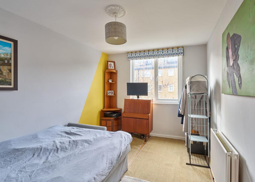 Benfleet Court E8