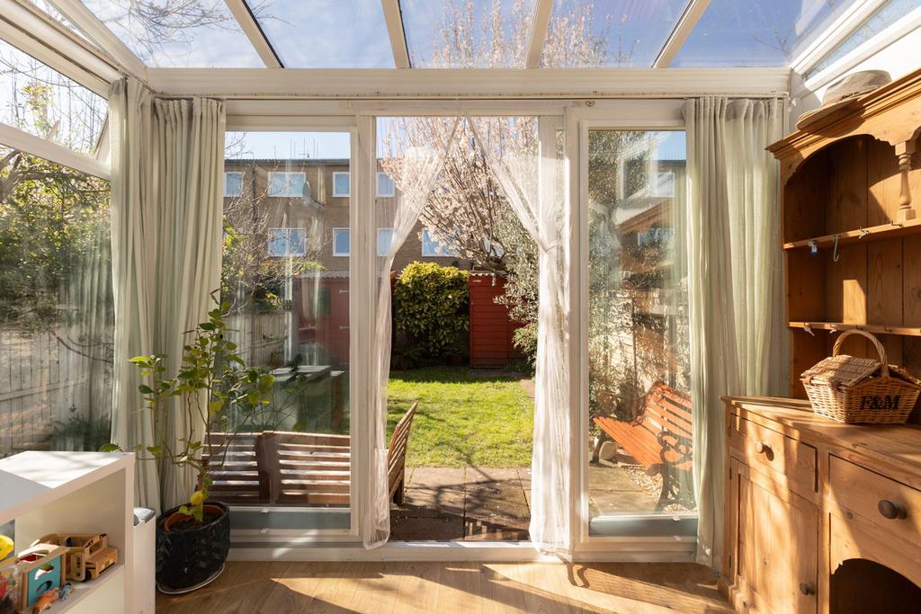 Benfleet Court E8